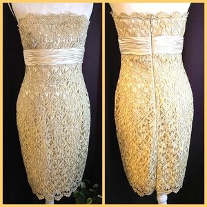 ADRIANNA PAPELL Occasions Gold lace dress⚡️⚡️